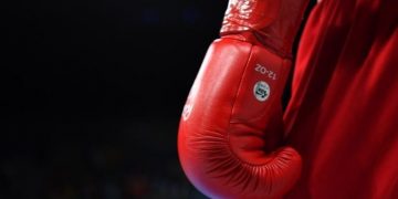 ملاكمو روسيا يخالفون إجراءات العزل الذاتي
