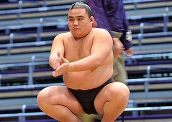 وفاة مصارع السومو الياباني شوبوشي بسبب كورونا