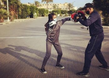 بنات غزة يلعبن الملاكمة فى فى أماكن عامة