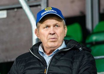 وفاة بطل العالم السابق للمصارعة الرومانية