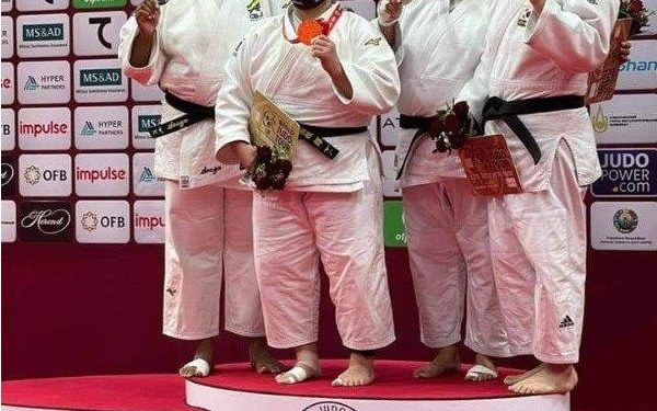 التونسية نهال روحو تفوز ببرونزية طشقند للجودو