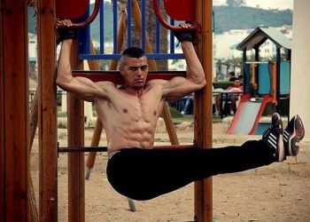 هشام الملولي يقبل تحدي ملاكمة مغربية مقابل مليون سنتيم