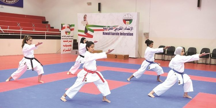 الكويت :  «كراتيه السيدات» يواصل تدريباته