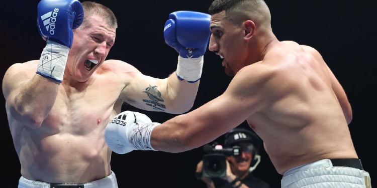 لاعب رجبي يحرم بطل استراليا للملاكمة من المشاركة فى طوكيو