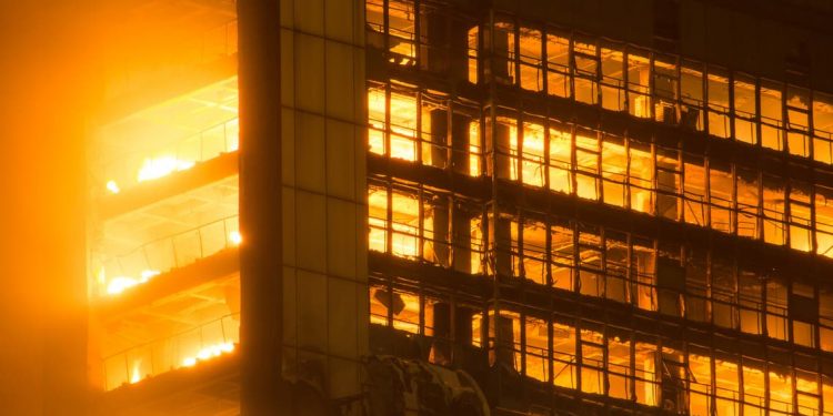 مصرع 18 فى مركز للفنون القتالية بالصين