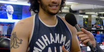 حفيد محمد علي كلاي يحترف الملاكمة