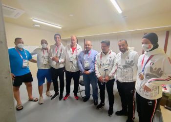 بعثة مصر فى طوكيو تكرم هداية وسيف بطلي التايكوندو