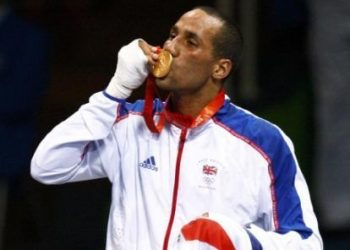 سرقة الميدالية الاولمبية الذهبية من ملاكم بريطاني خلال نهائى اليورو