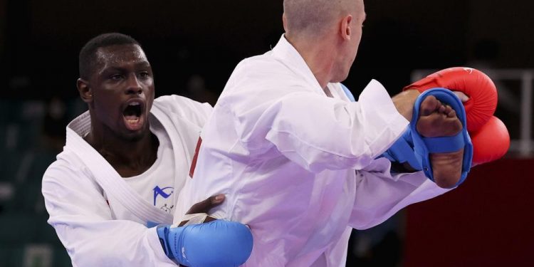 الحامدي يضمن ميدالية للسعودية فى الكاراتيه