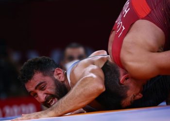 محمد مصطفي يخوض منافسات الترضية فى المصارعة