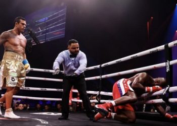 بلفور هزم هوليفيلد فى حضور ترامب