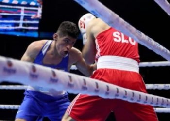 الشقيقان عشيش يتألقان فى بطولة العالم للملاكمة