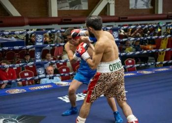 عروة عيسى يقتنص الحزام الذهبي في ملاكمة المحترفين