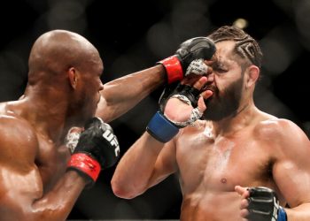 منازلات عرض UFC268 يوم 7 نوفمبر