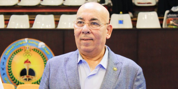 الدهراوي يحتفظ بمنصبه رئيسا لاتحاد الكاراتيه المصري