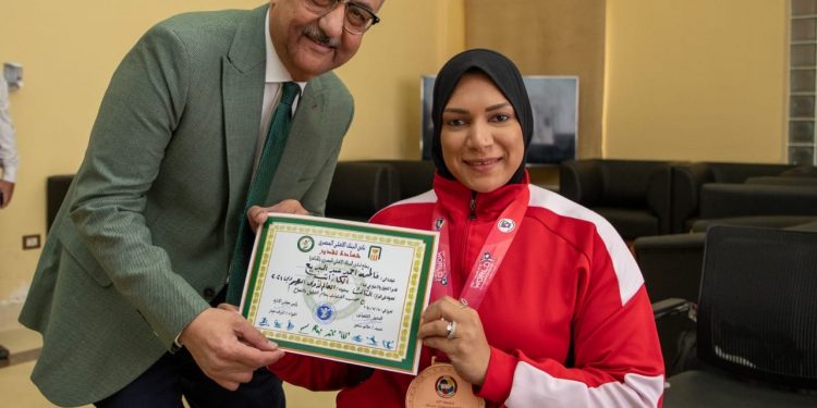 الاتحاد الدولي للكاراتيه يحتفل بإنجاز زوجين من متحدي الإعاقة فى بطولة العالم