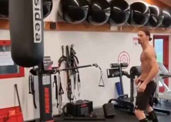 ابراهيموفيتش يتدرب على كيس الملاكمة