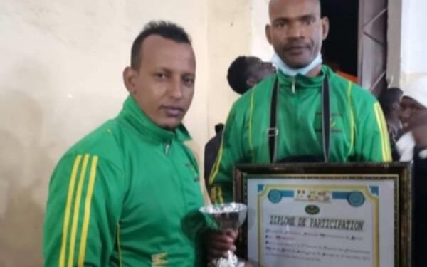 بابا جالو يحصد فضية الكاراتيه في بطولة سينلوي الدولية