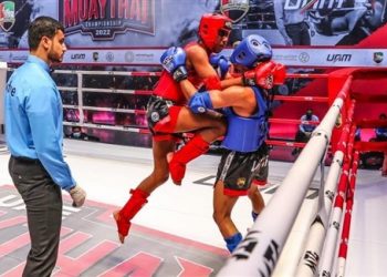 صراع مثير بين 100 لاعب فى بطولة الإمارات للمواي تاي