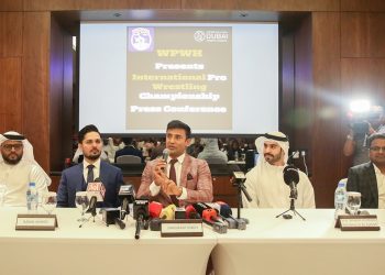 دبي تشهد البطولة الدولية لمصارعة المحترفين 2024