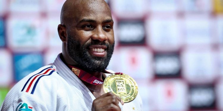 الفرنسي رينر يفوز بلقبه الثامن في جائزة باريس الكبرى للجودو