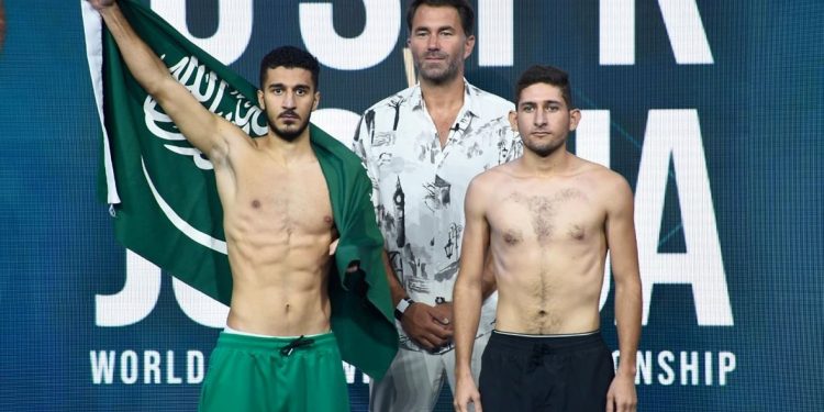 انجاز كبير للملاكم السعودي زياد المعيوف