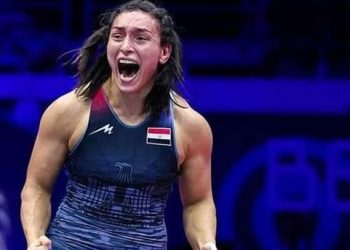 سمر حمزة تفوز بذهبية كليبان السويدية للمصارعة