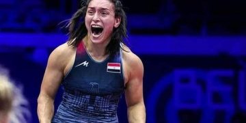 سمر حمزة تفوز بذهبية كليبان السويدية للمصارعة