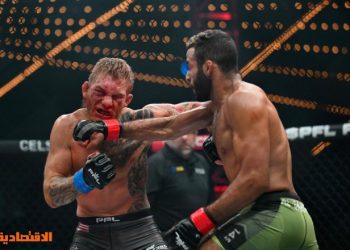 المقاتلُ السعودي عبد الله القحطاني يواجه الهندي إيدوكوندال