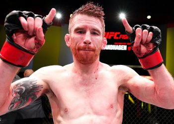 ساندهاجن : أعود إلى القتال بعد 3 شهور