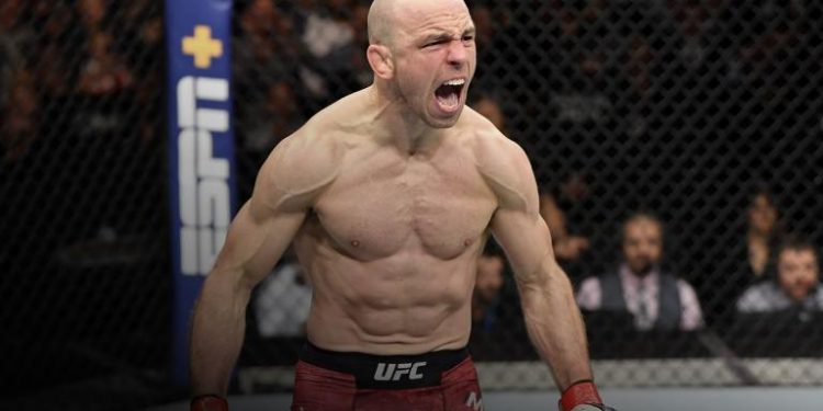 مارك مادسن يعلن اعتزاله الفنون القتالية المختلطة