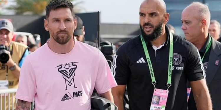 حارس ميسي الشخصى محترف فى الفنون القتالية