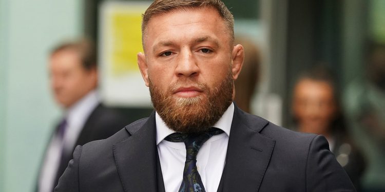 ماكجريجور : أعود إلى UFC قريبا