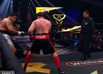 شاهد الروسي كودرياتشوف يسقط الأرجنتيني روبوتي بالقاضية