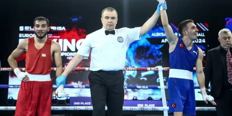تركيا تفوز بذهبية فى بطولة اوروبا للملاكمة