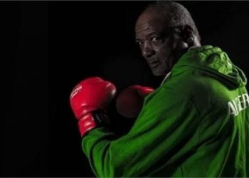 أسطورة الملاكمة الجزائرية يتعرض لحادث خطير