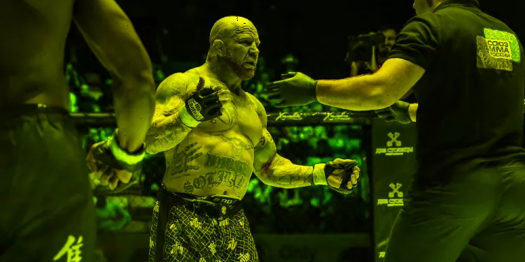 بطل ال MMA جيف موتسون يعلن إسلامه (فيديو)