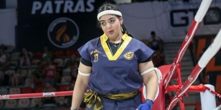 شهد بطلة العالم فى المواي تاي من ذوي الهمم