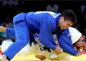 دورة باريس / سميتوف يفوز بذهبية الجودو