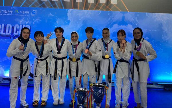 سيدات إيران يفزن بكأس العالم للتايكوندو