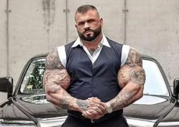 وفاة الوحش .. أضخم رجل فى العالم