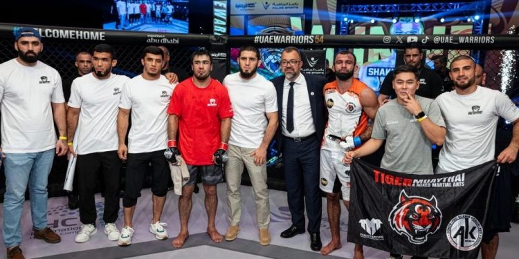 الأذربيجاني صاديغوف بطل «محاربي الإمارات» للفنون القتالية المختلطة