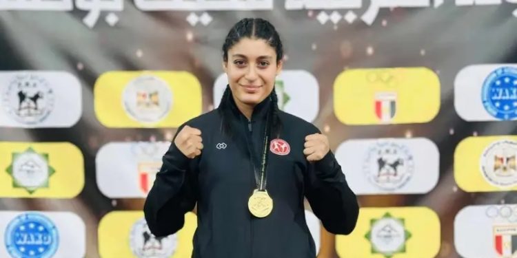 التونسية حنان الزيتوني تحصد الذهبية فى بطولة العرب للكيك بوكسينغ