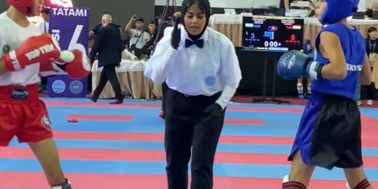 نادية أول حكمة دولية سعودية فى الكيك بوكسينغ