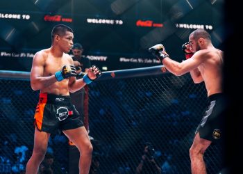 موكاييف يفوز بالنزال الرئيسي فى بطولة 971 للفنون القتالية