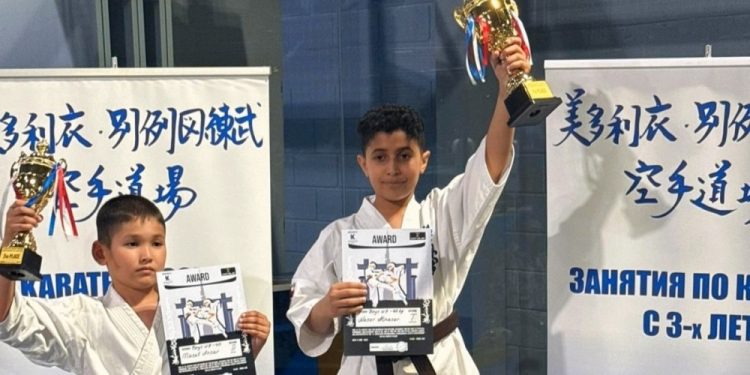 الكويتي الناصر يُتوج بذهبية دبي الدولية للكيوكوشن