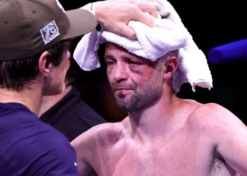 جوش تايلور يكشف سر اعتزاله الملاكمة