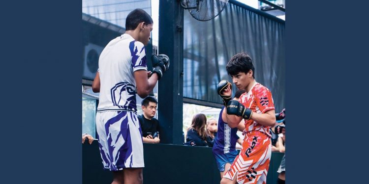 20 لاعبا مع منتخب الإمارات للفنون القتالية فى تايلاند