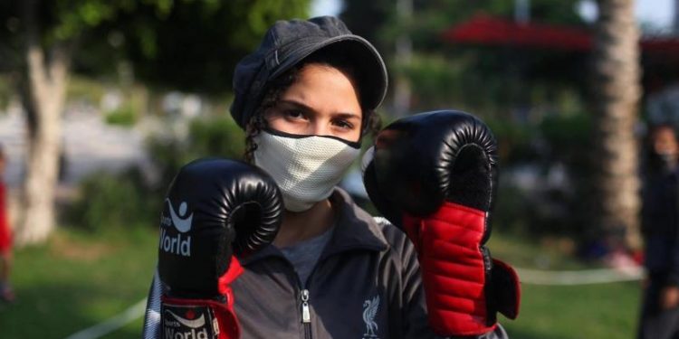 استشهاد بطلة ملاكمة فلسطينية إثر صواريخ الغدر الإسرائيلية