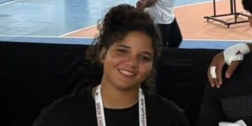 ملك المصرية بطلة ذهبية فى المصارعة المدرسية